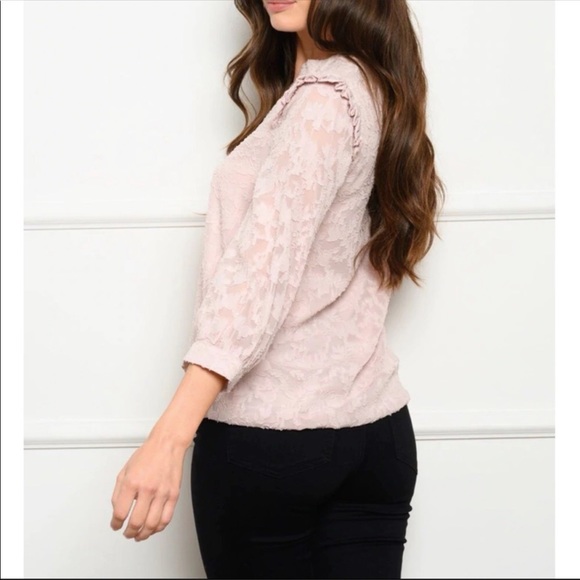 Pink blouse - Picture 2 of 4